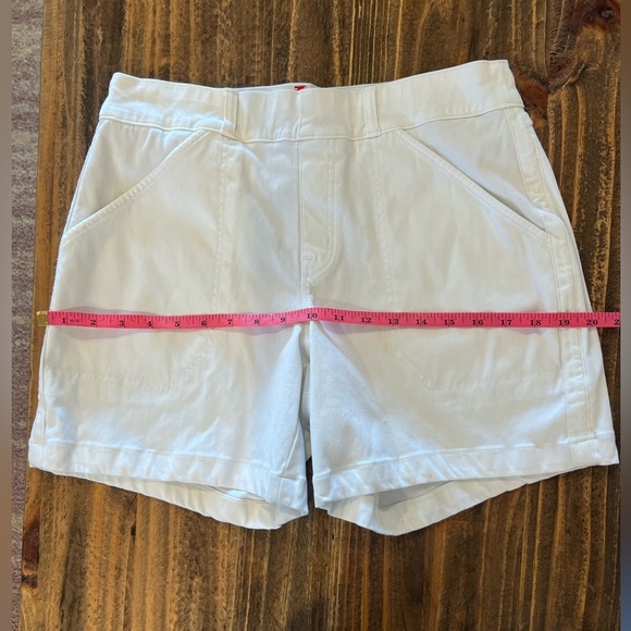 Spanx Women’s On The Go 6” Shorts Classic White Size M 4Pockets Stretch Cotton - Picture 7 of 11